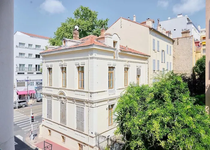 Azurappart 3-rooms Carnot