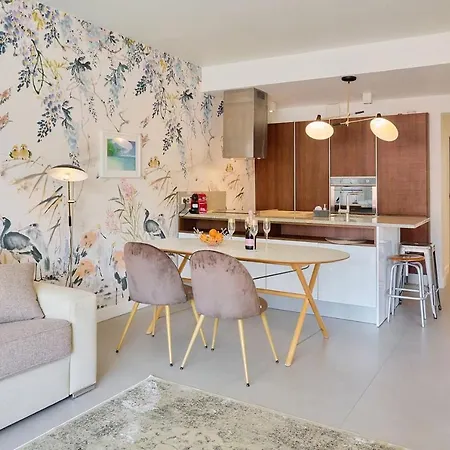 Azurappart 3-rooms Carnot Apartment